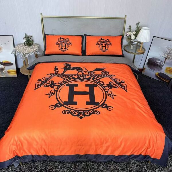 New Collection Hermes Bedding Set 011