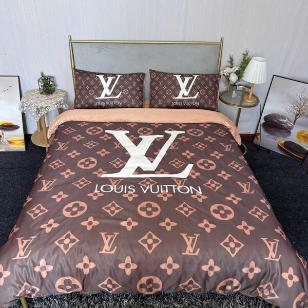 New Collection LV Bedding Set 015