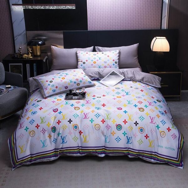 New Collection LV Bedding Set 009