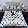 New Collection LV Bedding Set 013