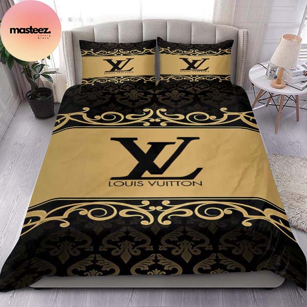 Louis Vuitton Golden Best Queen Bedding Set