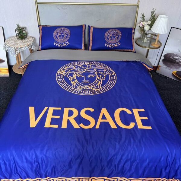 New Collection Chanel Bedding Set 016