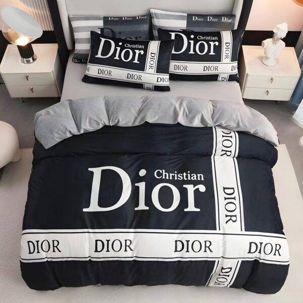 Dior Bedding Set – TB201