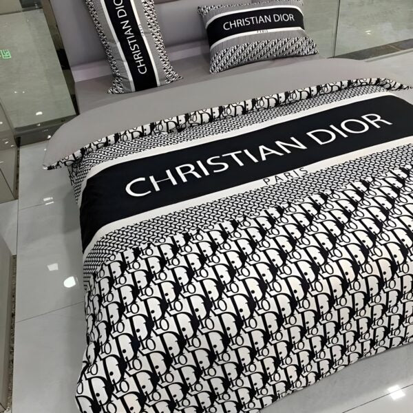 Dior Bedding Set – TB216